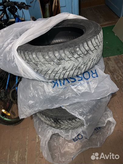 Nokian Tyres Hakkapeliitta 8 225/60 R17 103S