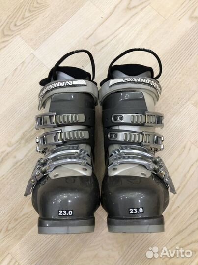 Детские горнолыжные ботинки