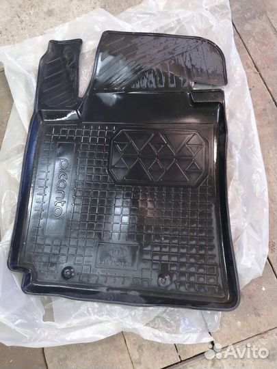 Коврик водителя