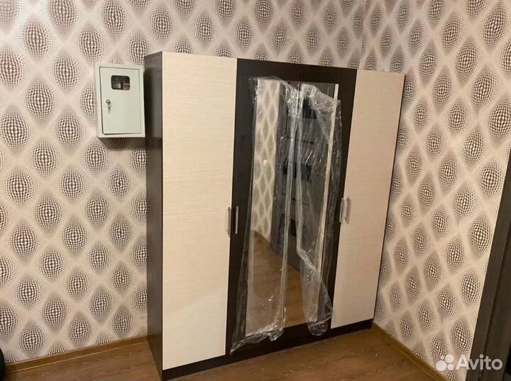 Шкаф новый распашной