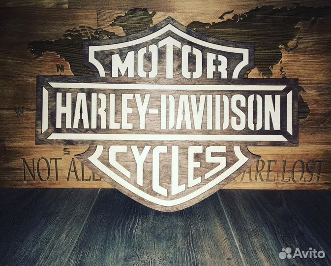 Панно из дерева