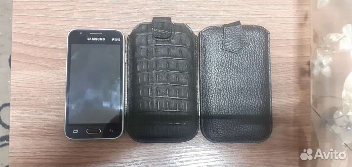 Телефон Samsung