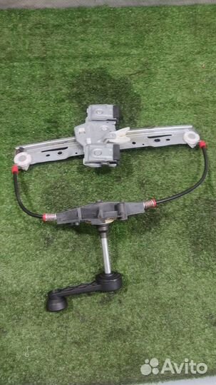 Стеклоподъемник задний правый Ford Fiesta (CB1) 2