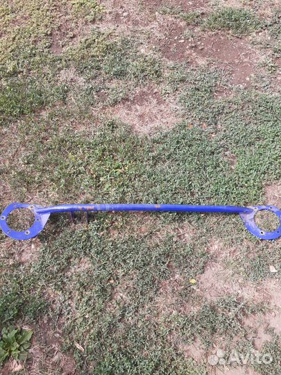 На ваз 2110 распорка