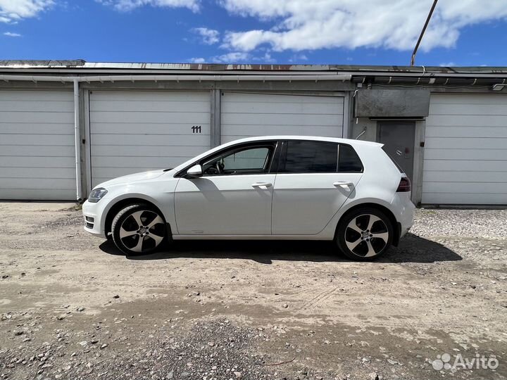 Фонари VW Golf 7 динамические