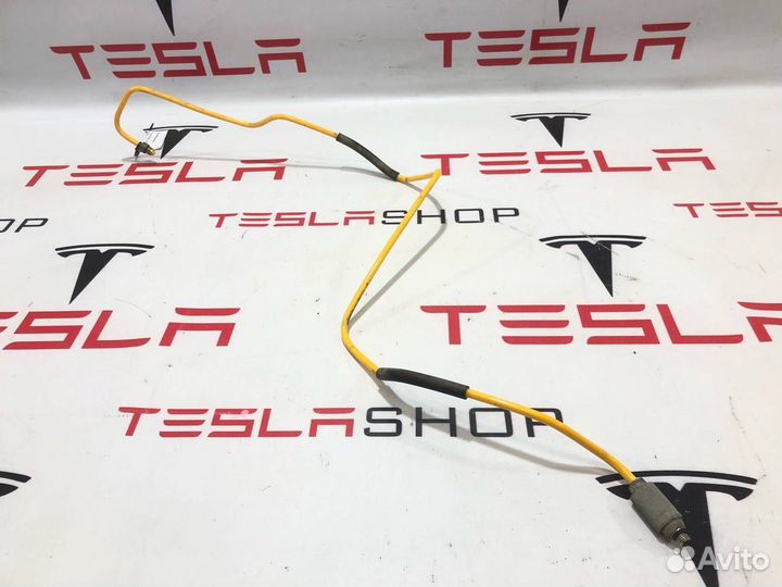 Пневмопровод Tesla Model S (2012 - 2016)