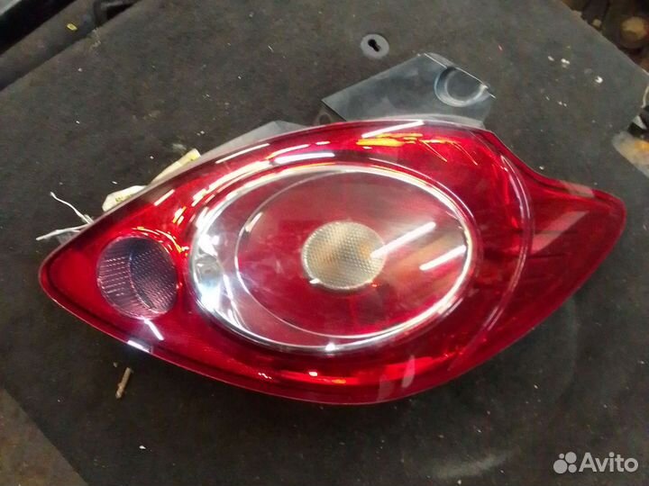 Ford KA 2 задний правый фонарь с08-16г