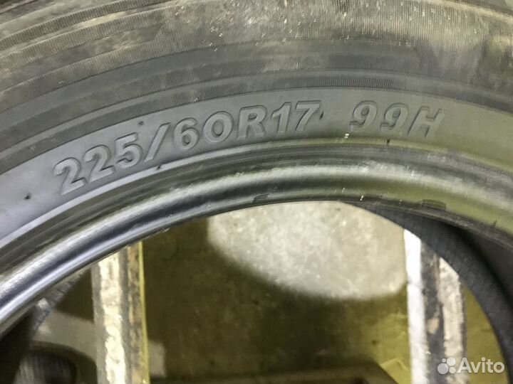 Jinyu YS72 225/60 R17