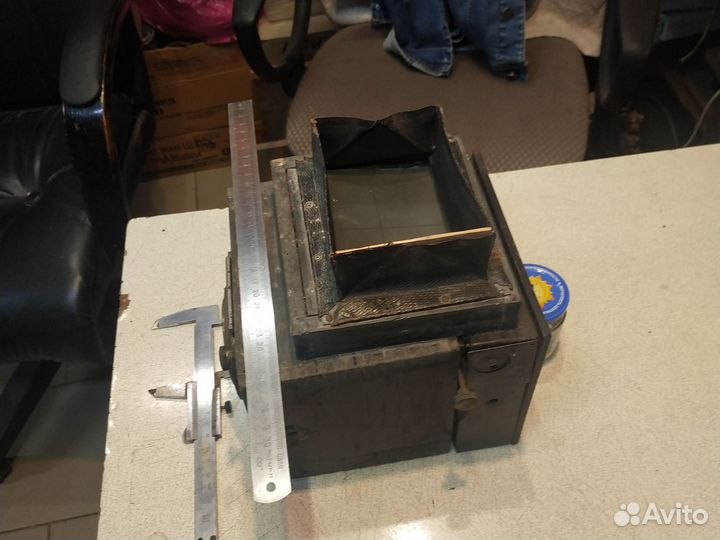 Старинный фотоаппарат