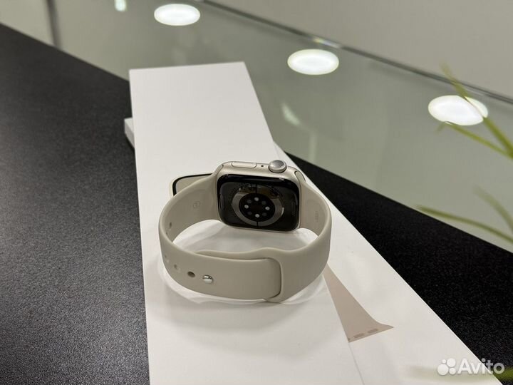 Apple Watch Series 8 41mm Starlight MNP63NF/A