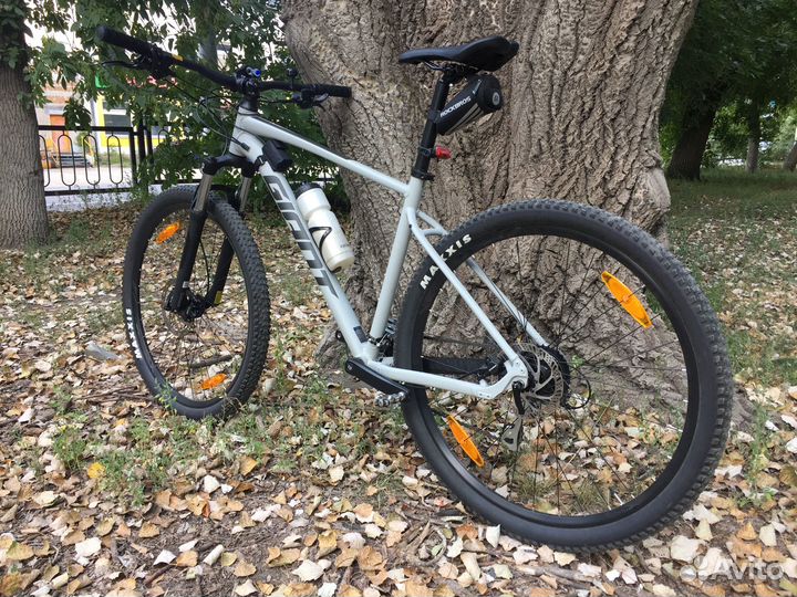 Велосипед Giant 29 колесо рама L