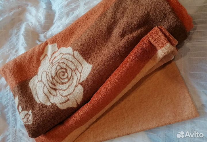 Пледы покрывала