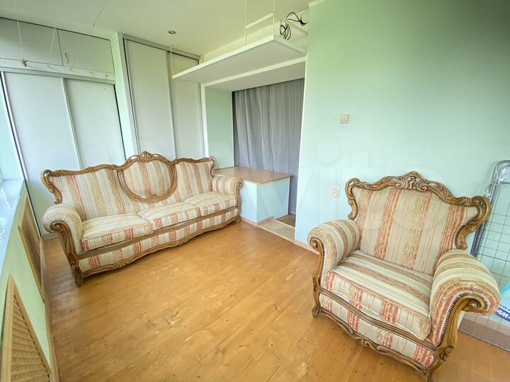 3-к. квартира, 98 м², 2/3 эт.