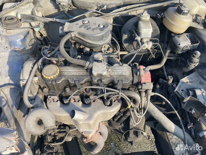 Двигатель c18nz