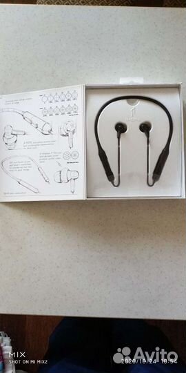 Беспроводные наушники xiaomi новые