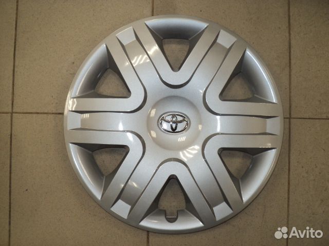 Колпак колесного диска Toyota Corolla Verso