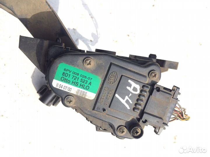 Педаль газа Audi A4 B5