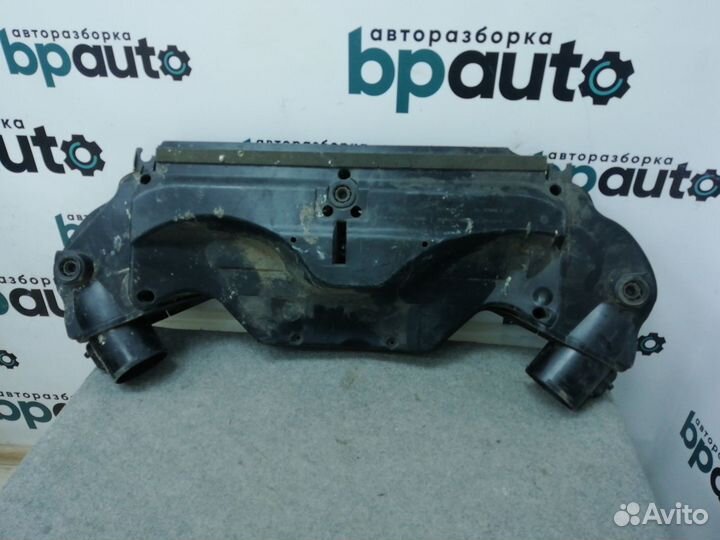 Корпус воздушного фильтра 13717638564 BMW Х5 III