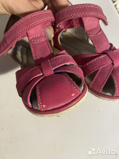 Босоножки для девочки