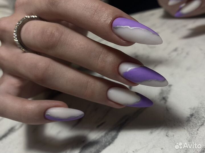 Мастер маникюра и педикюра