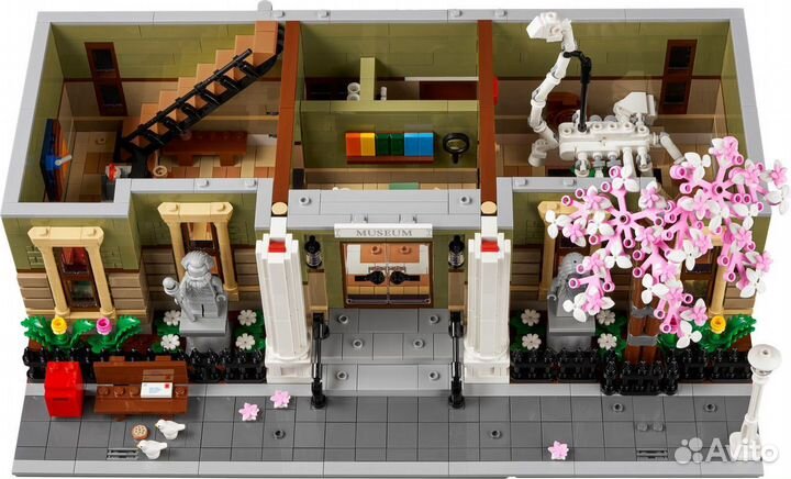 Конструктор Музей естественной истории Lego 10326