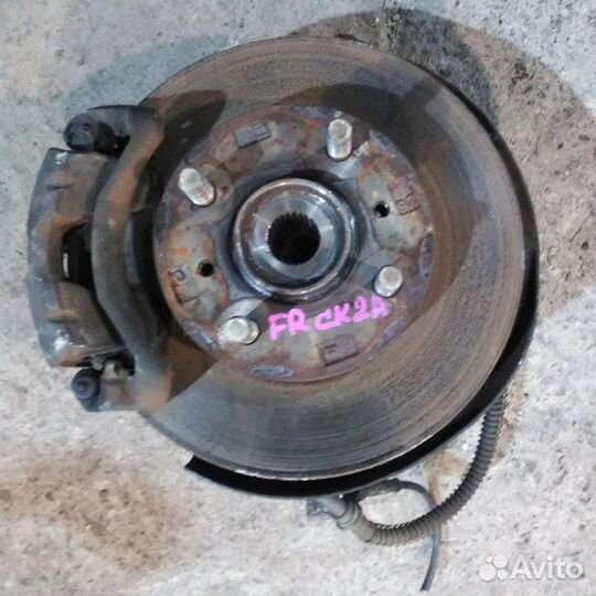 Кулак поворотный правый Mitsubishi Lancer 9