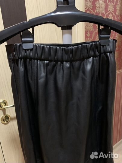 Юбка новая миди из экокожи р.М
