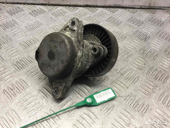 Натяжитель ремня генератора Mercedes S-klasse A112