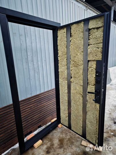 Дверь входная металлическая