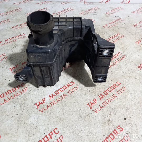 Резонатор воздушного фильтра Mazda 6 GH седан L5