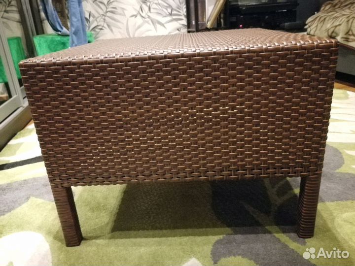 Журнальный столик ручной работы