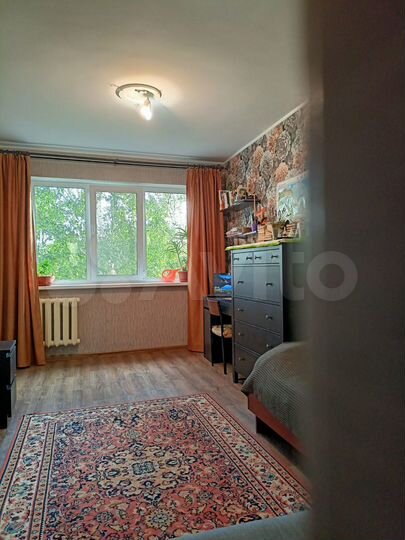 2-к. квартира, 43 м², 3/5 эт.