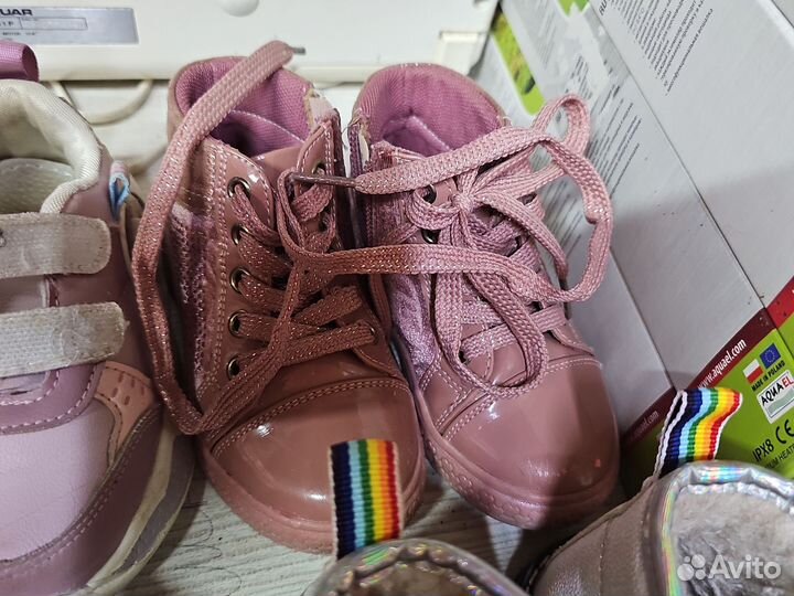 Продам детскую обувь для девочки