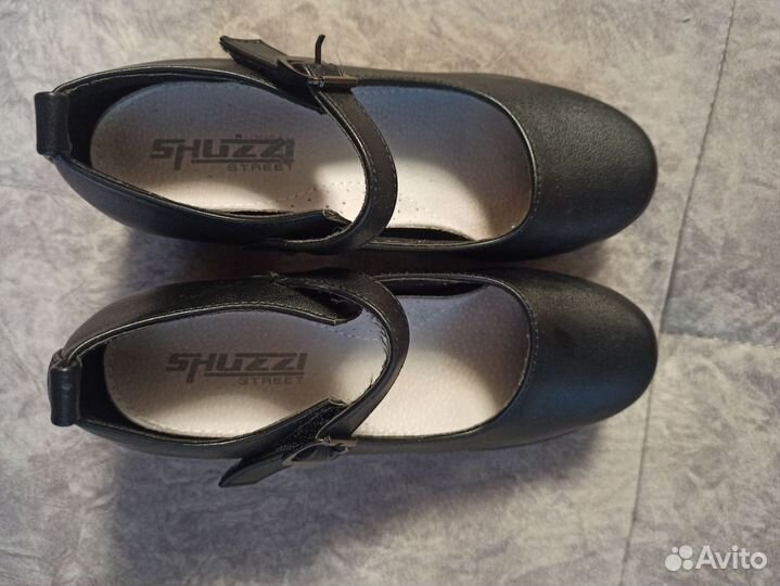 Туфли для девочки размер 35