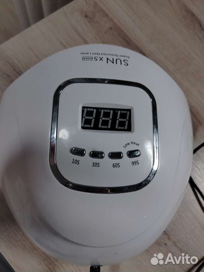 Лампа для ногтей