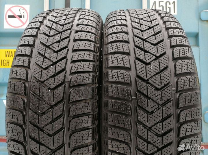 Pirelli Winter Sottozero 3 215/65 R16 98H