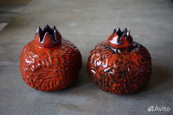 Скульптура Гранат декоративный из глины