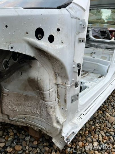 Передняя стойка кузова левая Audi A6 C6 2.8 2010