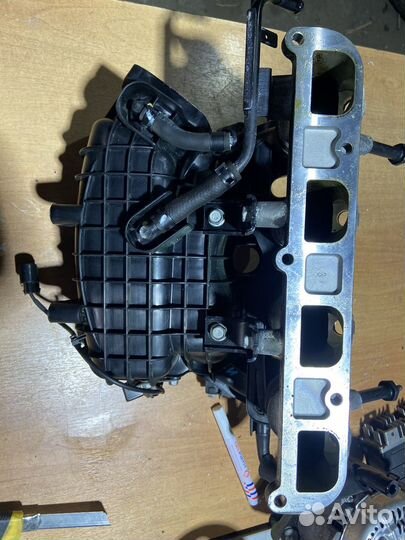 Впускной коллектор 2.0 G4KA Hyundai Sonata 5 NF