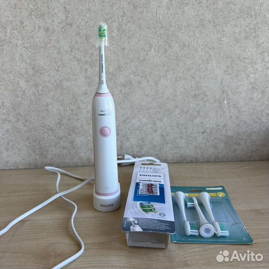 Зубная щетка Philips Sonicare электрическая HX3292