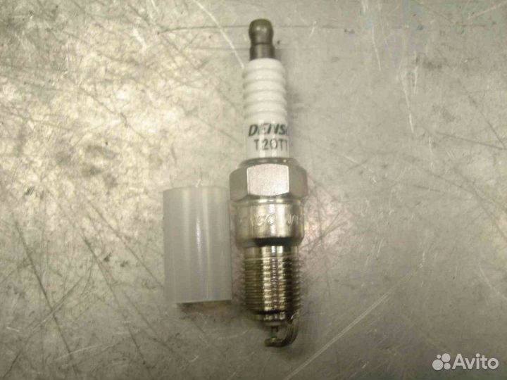 Свеча зажигания