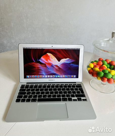 Apple MacBook Air 11