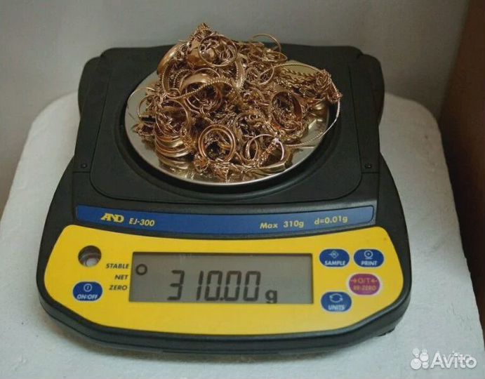 Золото, серебро, дерево