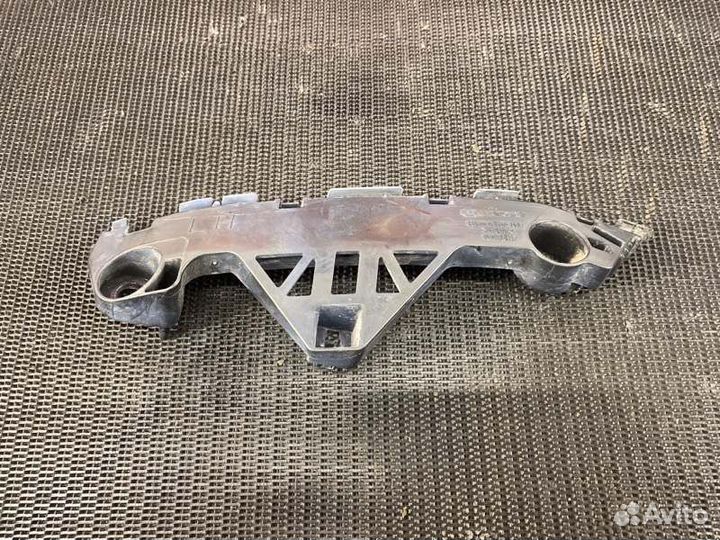 Крепление бампера переднее левое Mazda Mazda3 BL