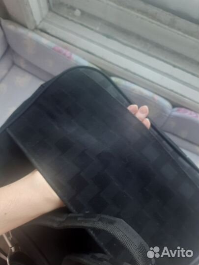 Сумка-косметичка на чемодан