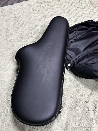 Кейс кожаный для альт саксофона Selmer