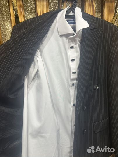Продам костюм тройка