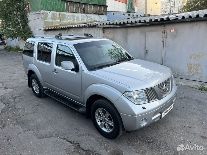 Nissan Pathfinder 2.5 AT, 2008, 259 500 км