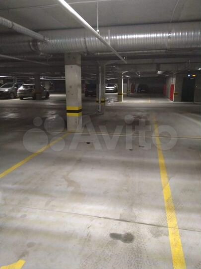 Машиноместо, 15 м²