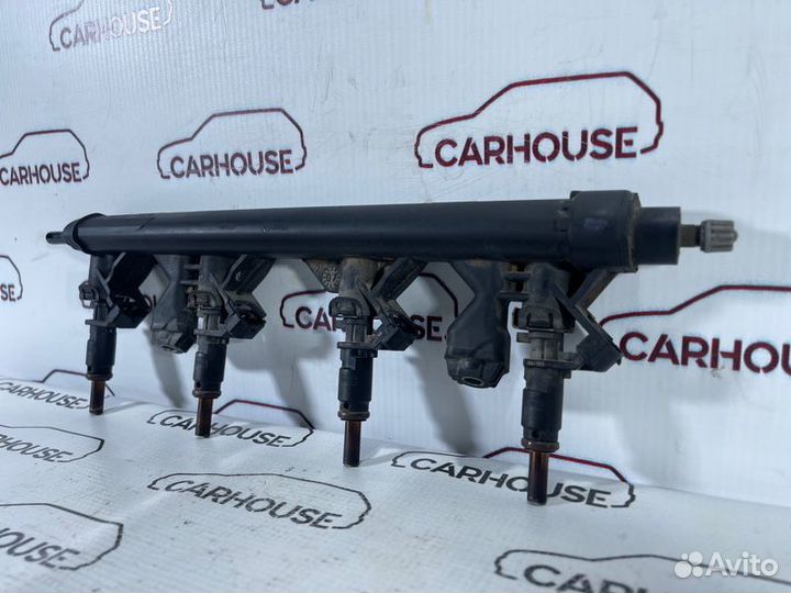 Рампа с форсунками Peugeot 308 euro 4 1.6 EP6 5FW